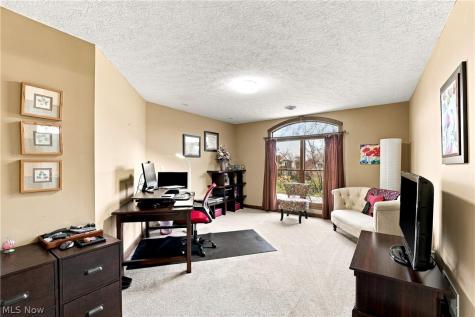 50 Walden Ridge Drive Hinckley OH 44233