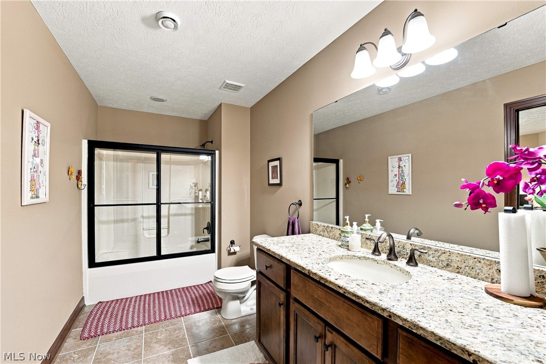 50 Walden Ridge Drive Hinckley OH 44233