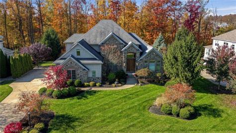 50 Walden Ridge Drive Hinckley OH 44233