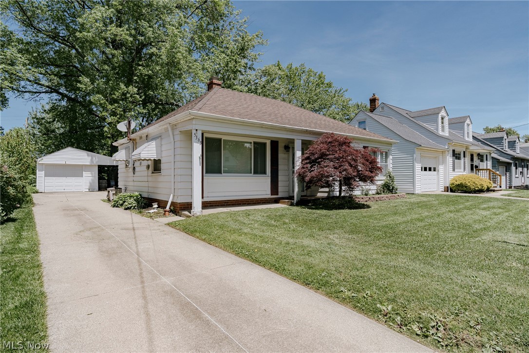 5363 Summit Road Lyndhurst OH 44124