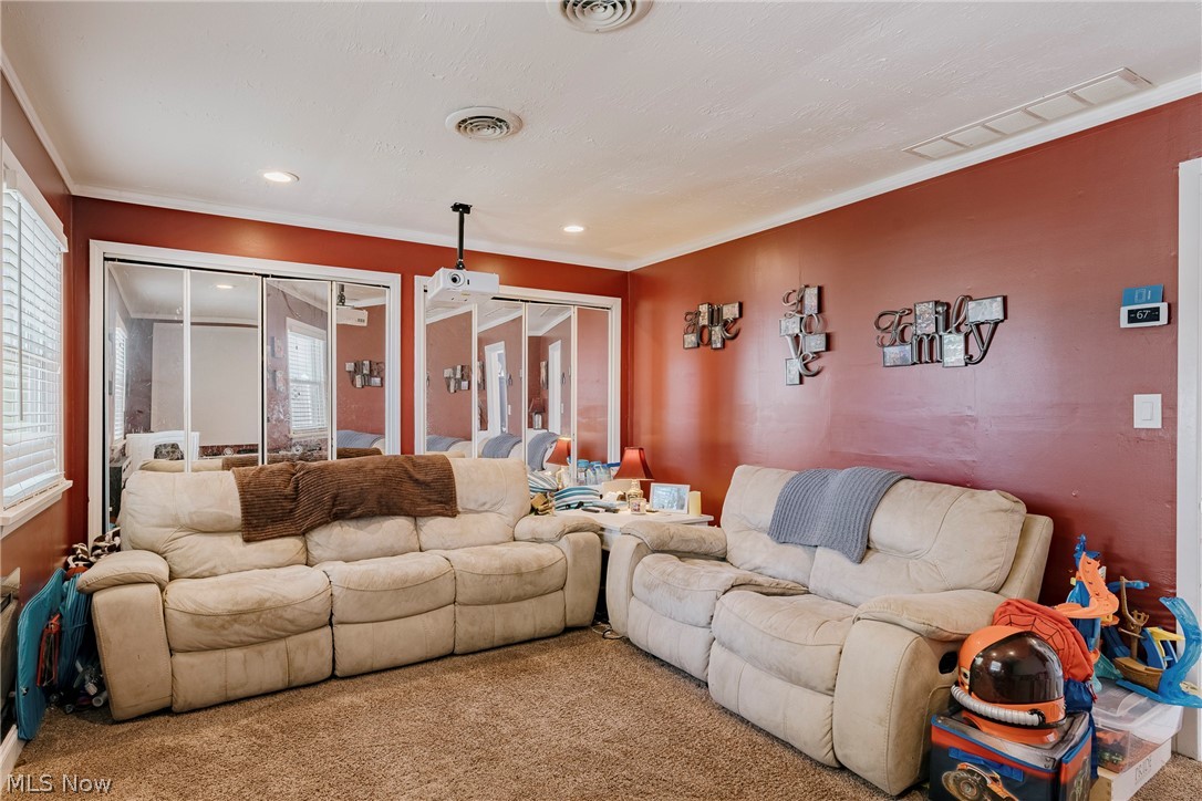 5363 Summit Road Lyndhurst OH 44124