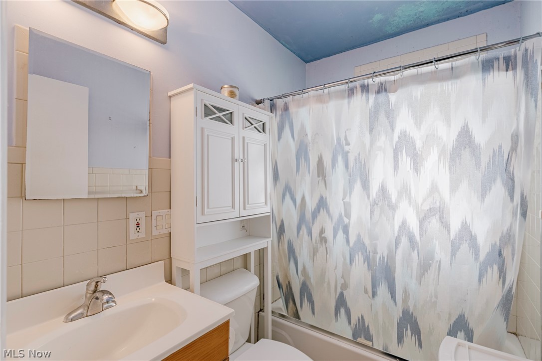 5363 Summit Road Lyndhurst OH 44124