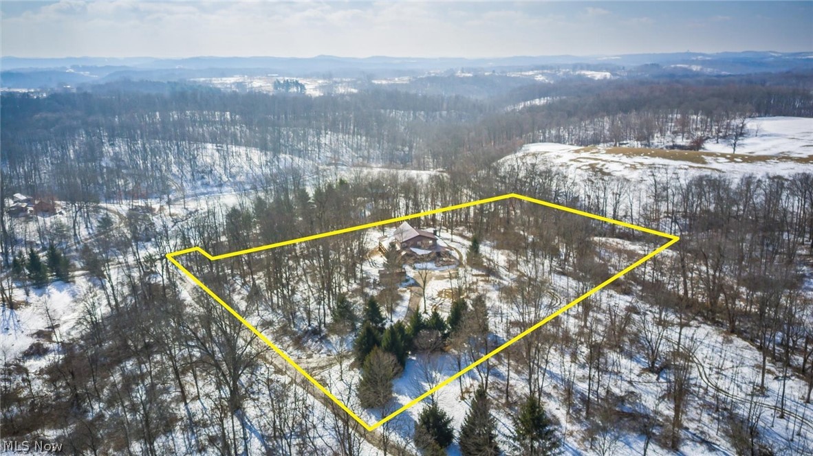 18028 Winterset Lane Lore City OH 43755