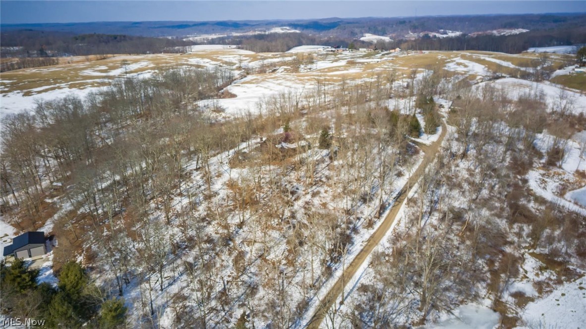 18028 Winterset Lane Lore City OH 43755