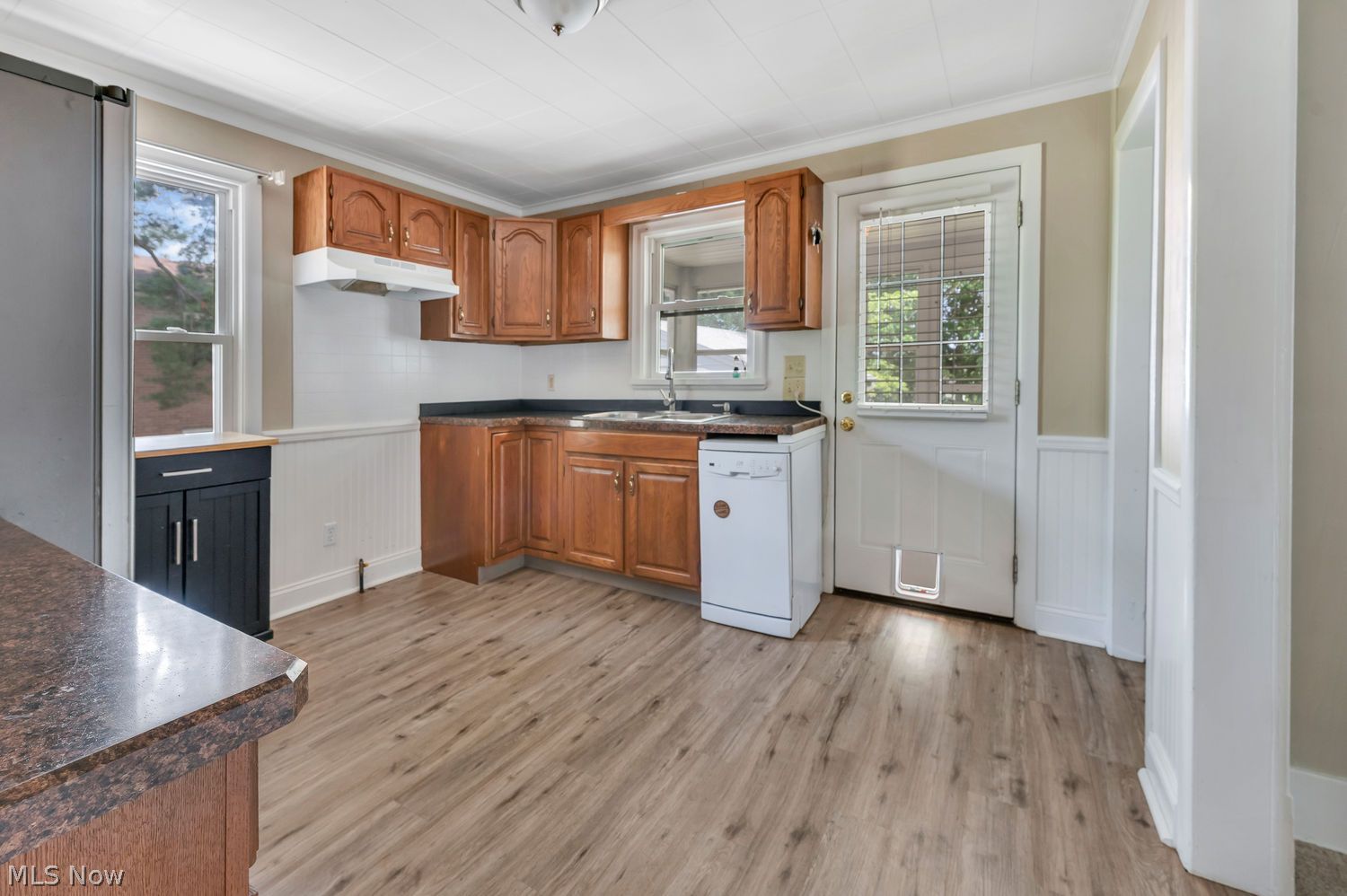 484 Fourth Street Struthers OH 44471