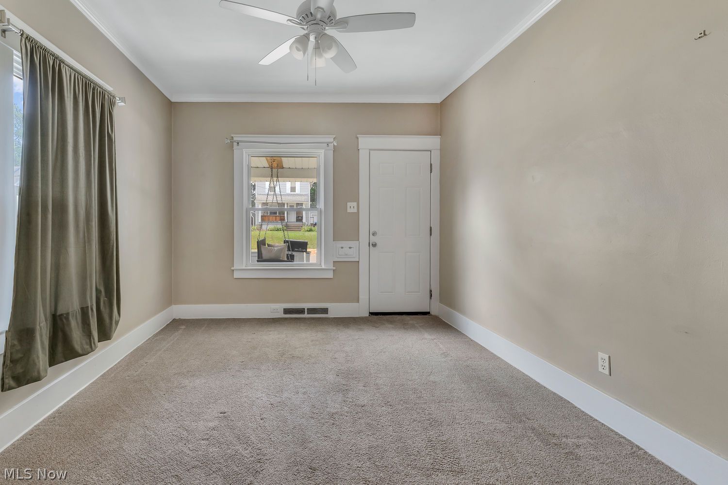 484 Fourth Street Struthers OH 44471