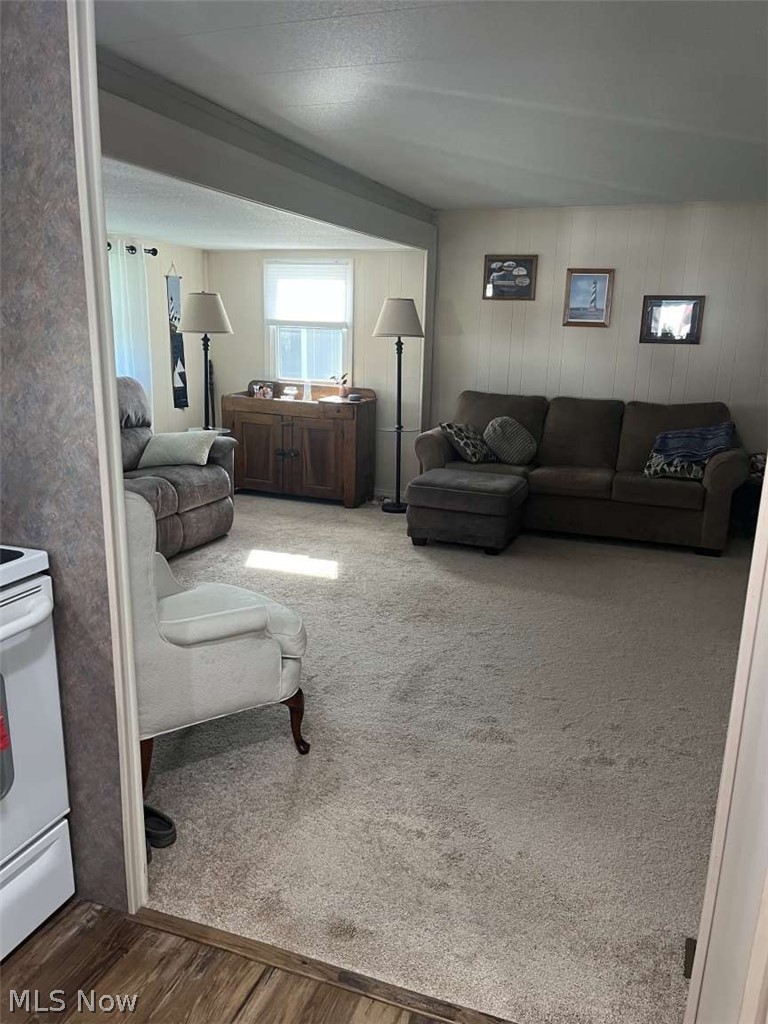 230 Deer Drive Chardon OH 44024