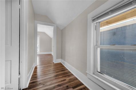 1244 W Erie Avenue Lorain OH 44052