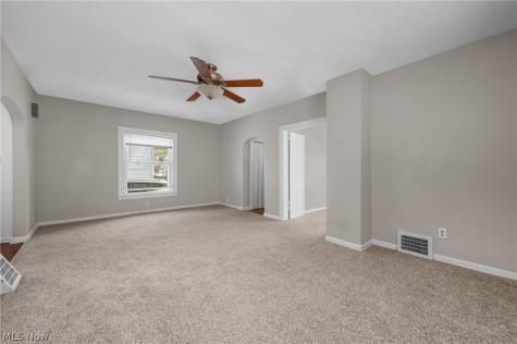 1244 W Erie Avenue Lorain OH 44052