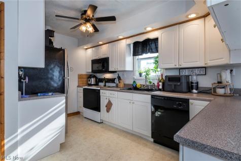 13505 Tyler Avenue Cleveland OH 44111