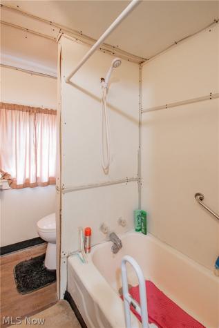 510 Homes Place NW Canton OH 44703
