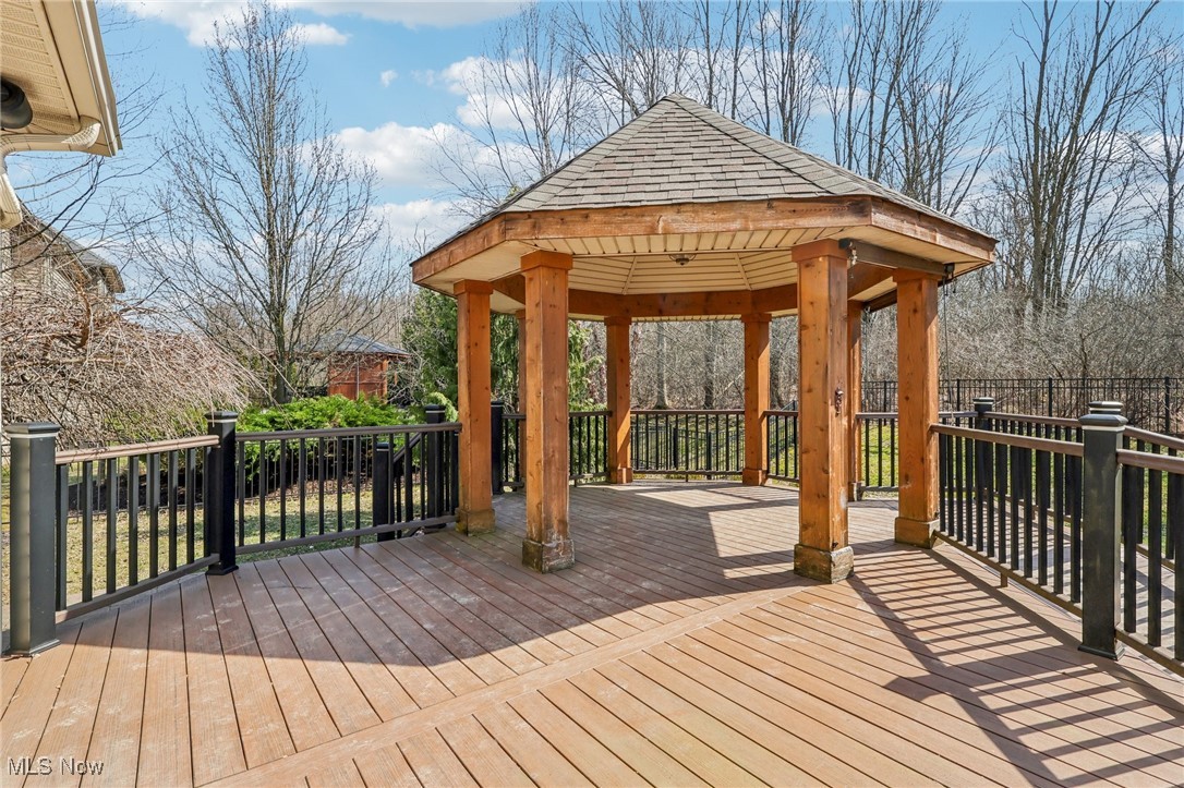 5021 Brookhaven Drive North Royalton OH 44133