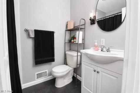 4872 Forest Road Mentor OH 44060