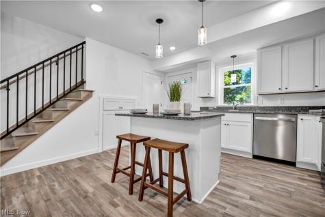 5239 Forest Avenue Maple Heights OH 44137