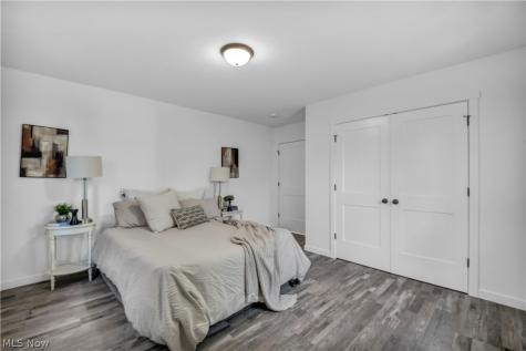 5239 Forest Avenue Maple Heights OH 44137