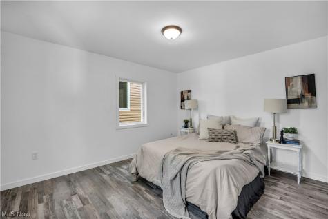 5239 Forest Avenue Maple Heights OH 44137