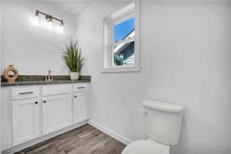 5239 Forest Avenue Maple Heights OH 44137