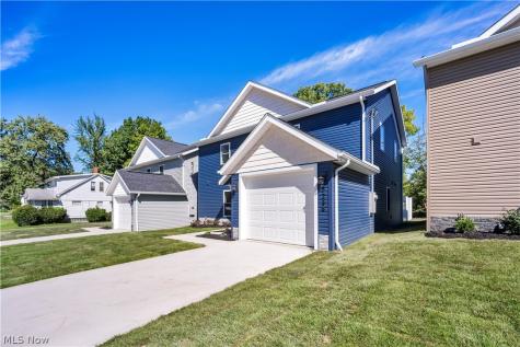5239 Forest Avenue Maple Heights OH 44137
