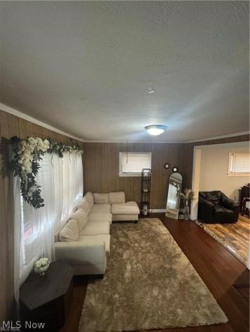 7919 Beman Avenue Cleveland OH 44105