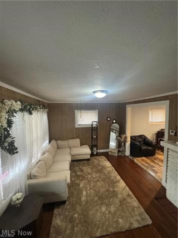 7919 Beman Avenue Cleveland OH 44105