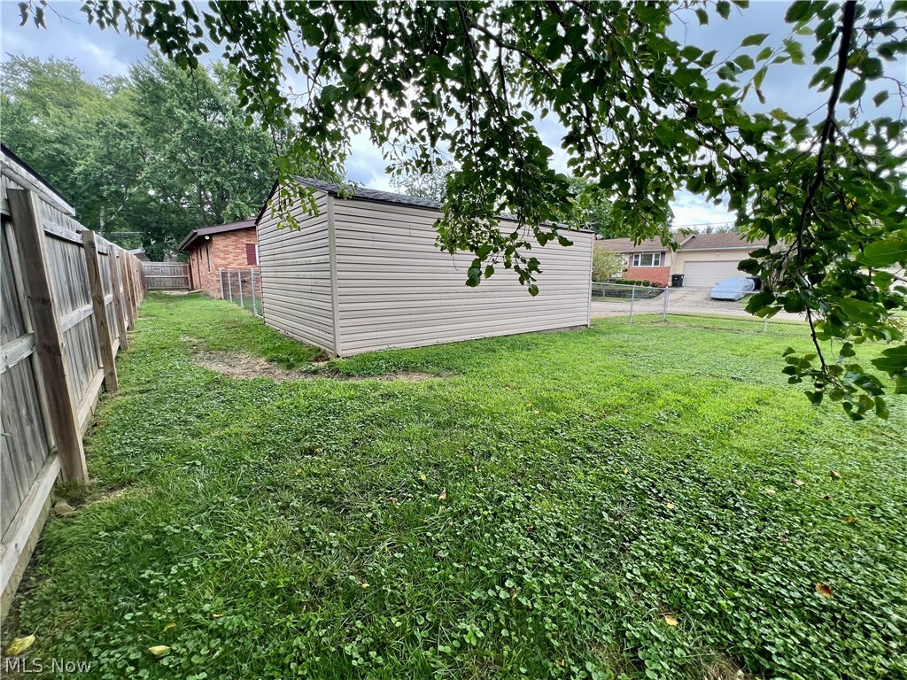1589 Bronson Road Akron OH 44305
