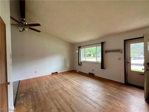 1589 Bronson Road Akron OH 44305