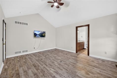 3948 Johnson Road Norton OH 44203