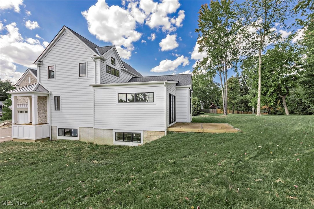 207 S Main Street Chagrin Falls OH 44022