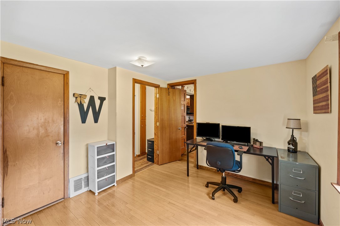 127 N Linden Avenue Orrville OH 44667