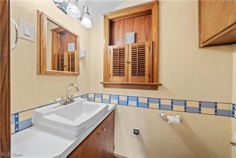 127 N Linden Avenue Orrville OH 44667