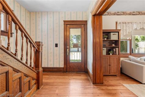 127 N Linden Avenue Orrville OH 44667
