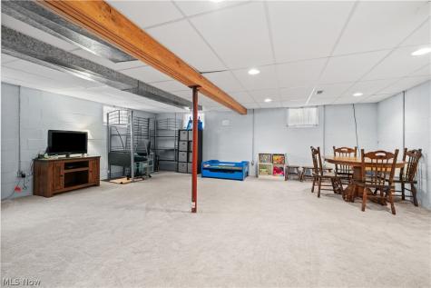 127 N Linden Avenue Orrville OH 44667