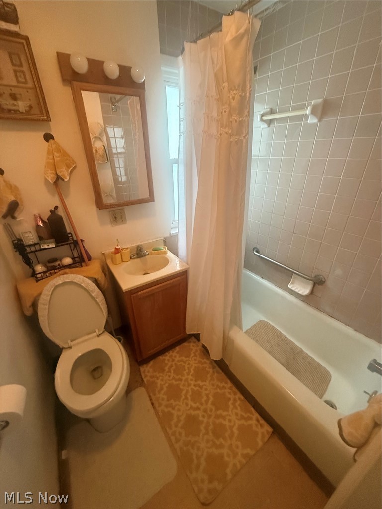 13428 Darley Avenue Cleveland OH 44110