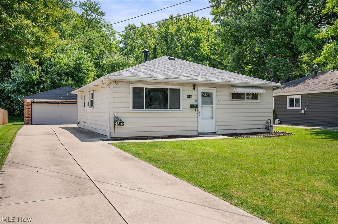 4807 Willowbrook Drive Mentor OH 44060