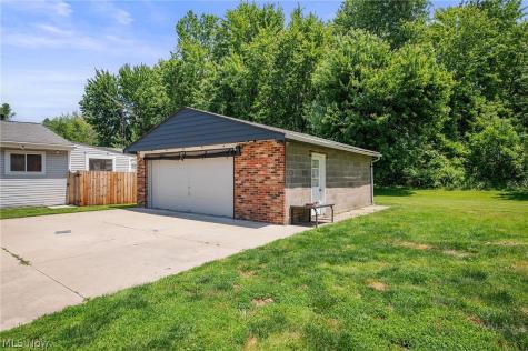 4807 Willowbrook Drive Mentor OH 44060