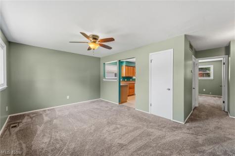 4807 Willowbrook Drive Mentor OH 44060