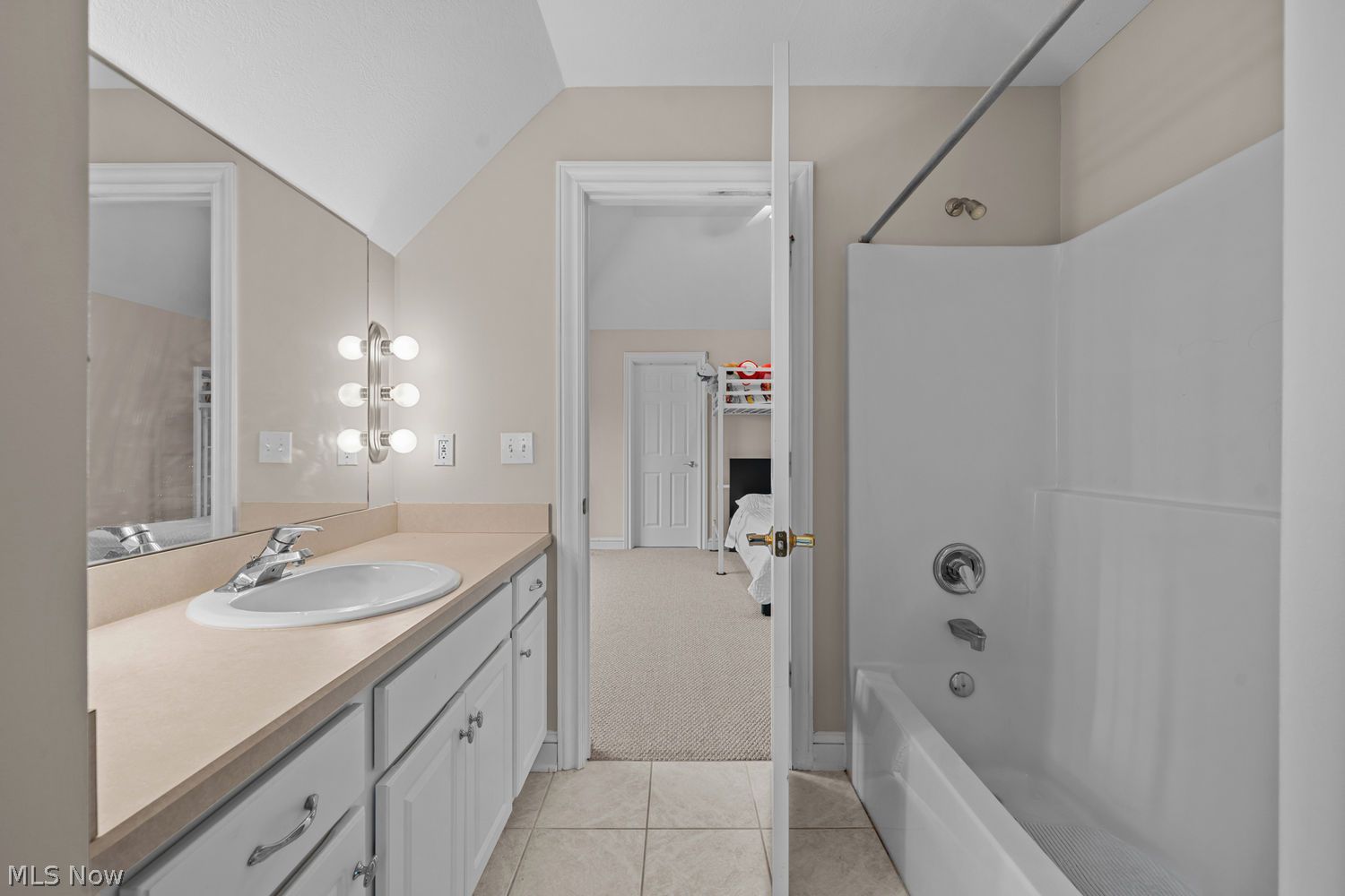 39420 Cortina Circle Solon OH 44139