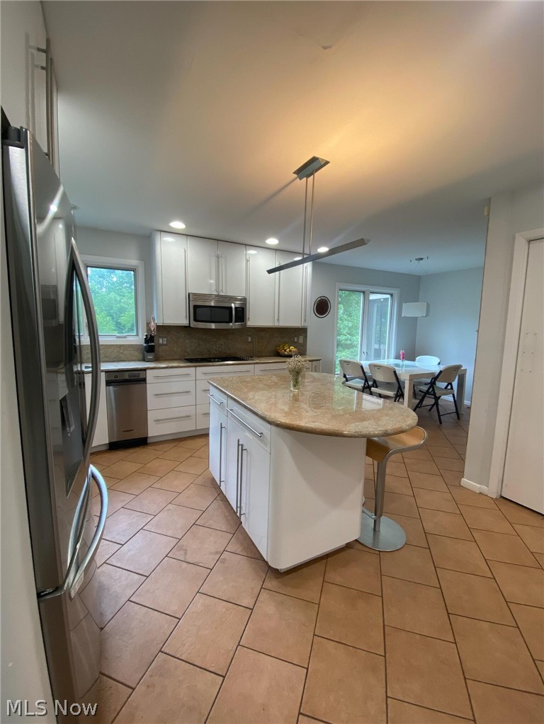 2021 Lyndway Road Cleveland OH 44121