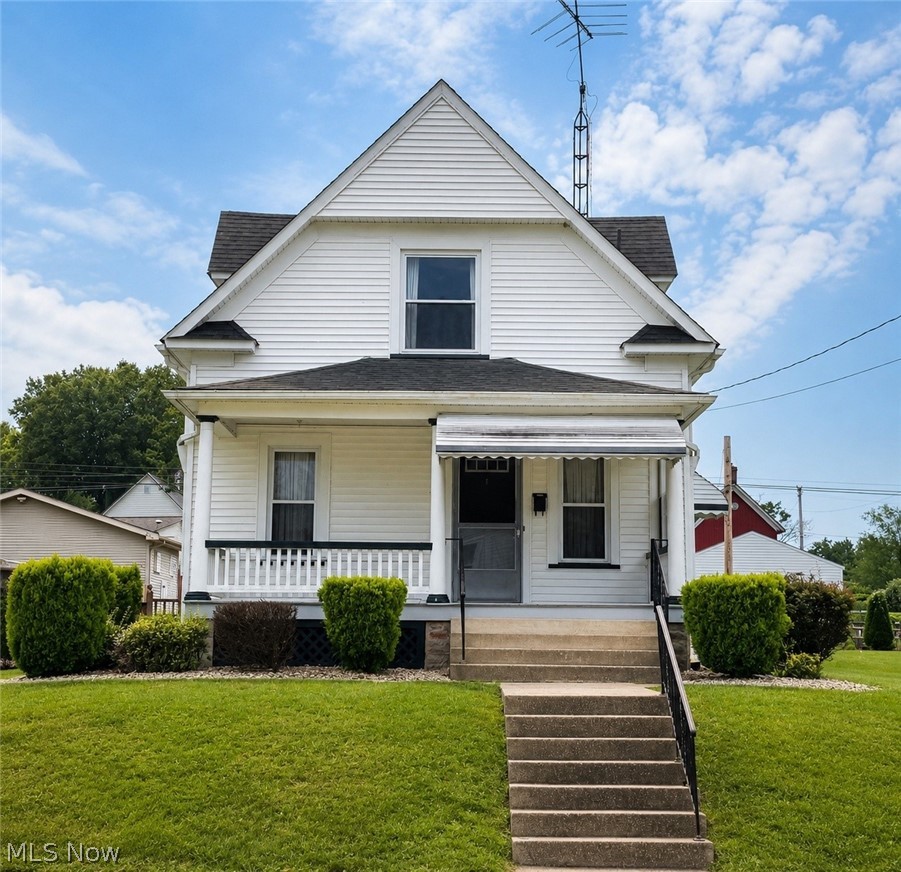 287 W North Avenue East Palestine OH 44413
