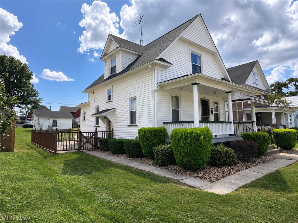 287 W North Avenue East Palestine OH 44413