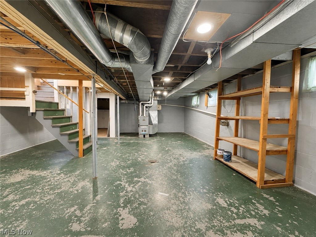 287 W North Avenue East Palestine OH 44413