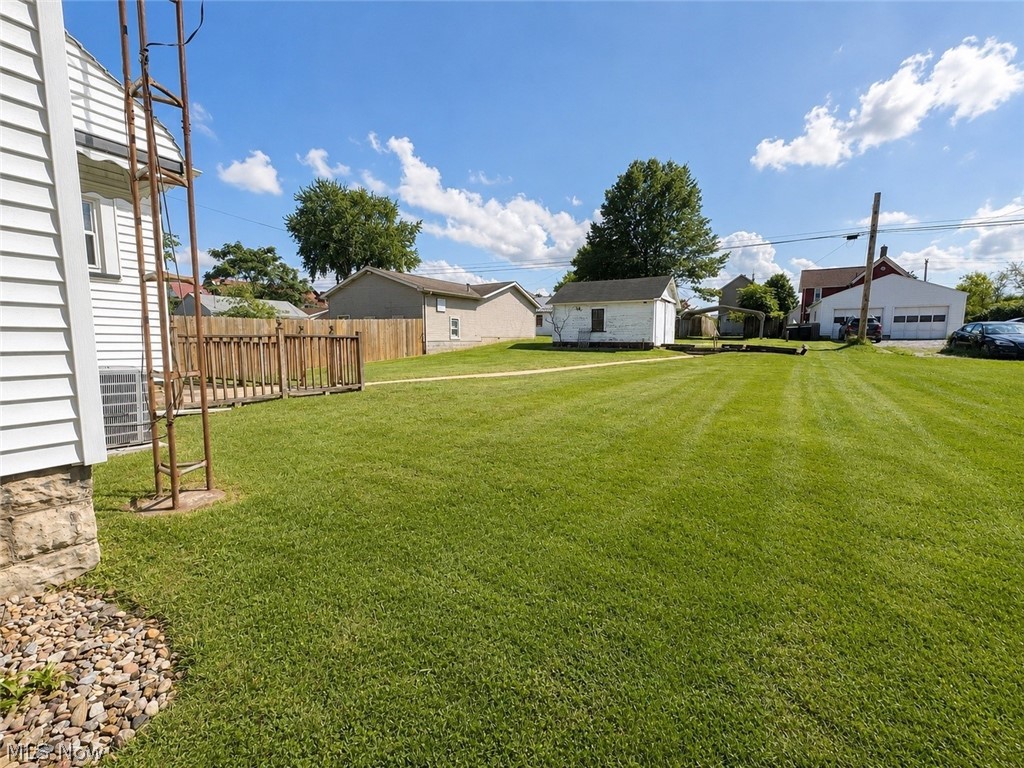 287 W North Avenue East Palestine OH 44413
