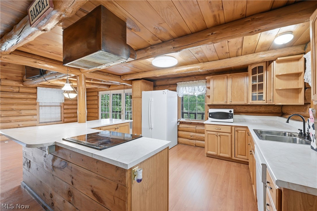 7374 Vale Road Rogers OH 44455