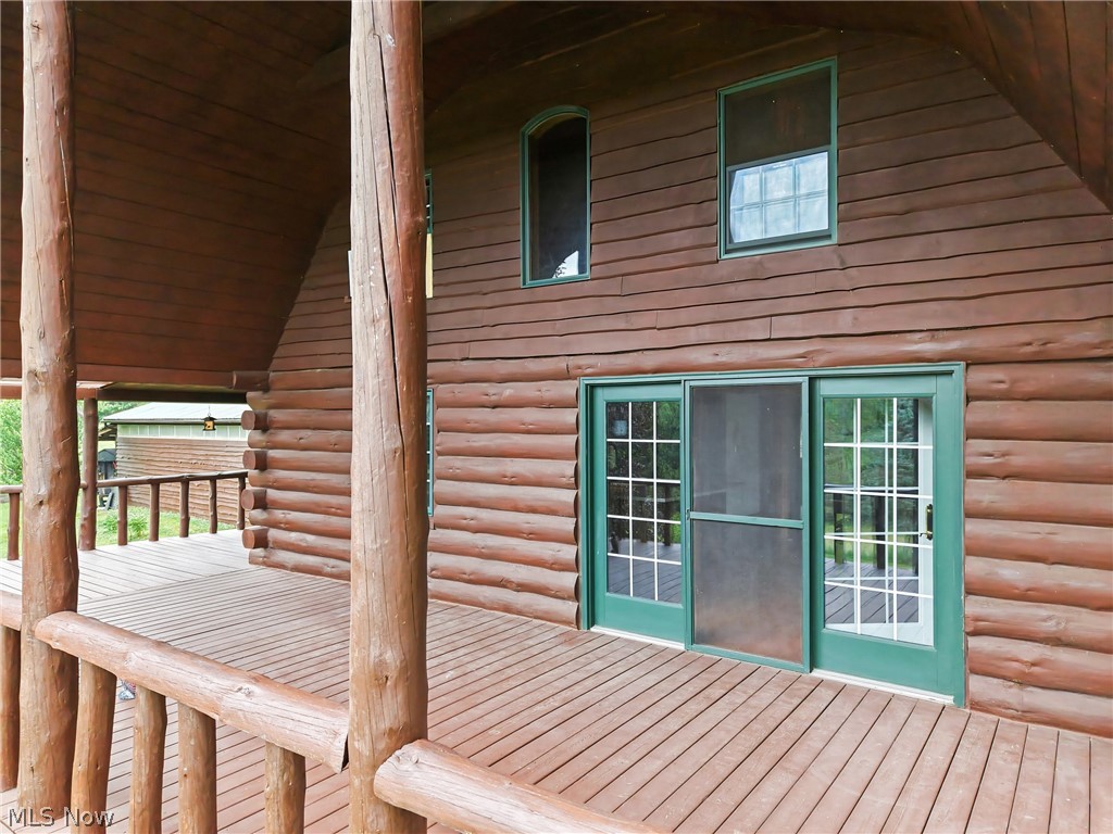 7374 Vale Road Rogers OH 44455