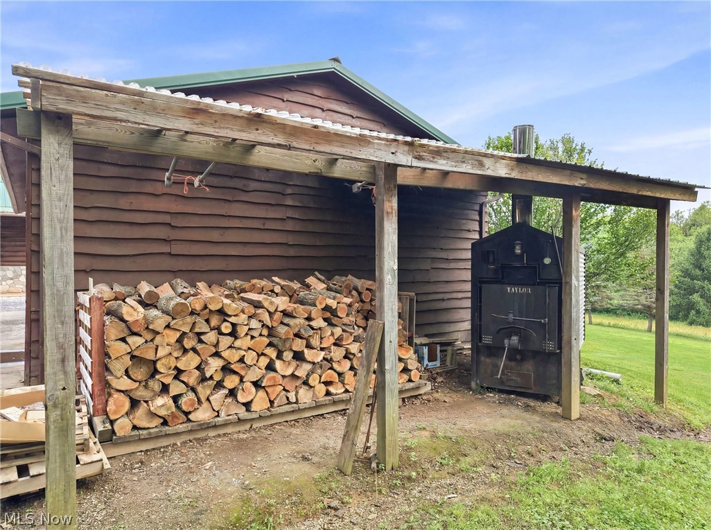 7374 Vale Road Rogers OH 44455