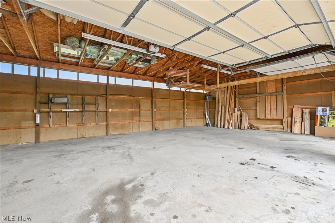 7374 Vale Road Rogers OH 44455