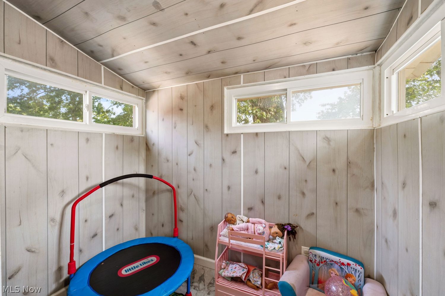 4486 Lilac Road South Euclid OH 44121