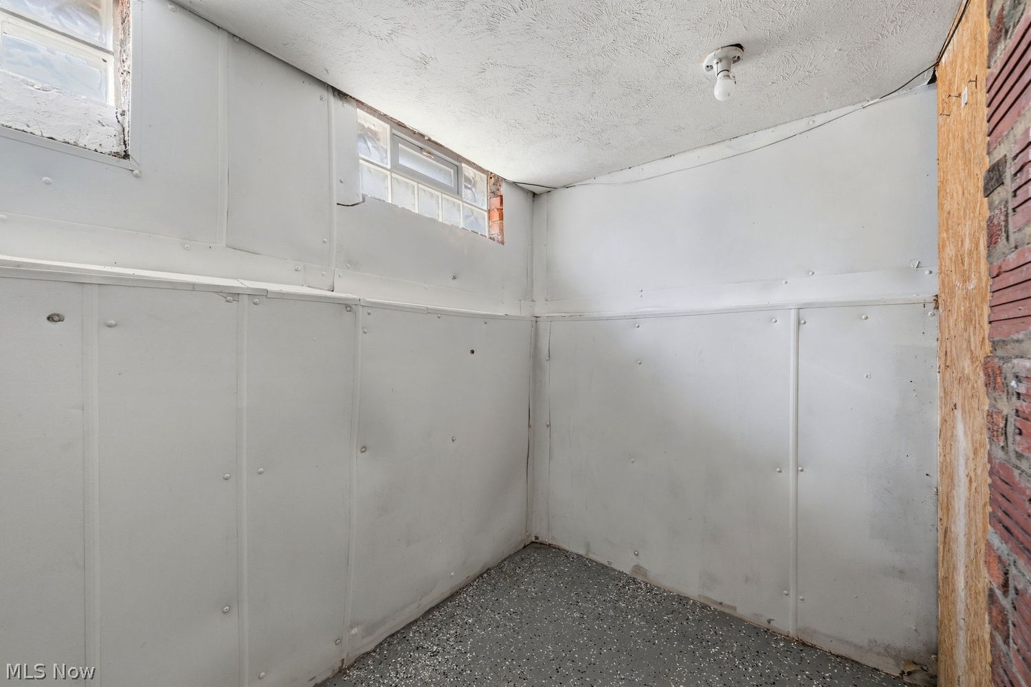 4486 Lilac Road South Euclid OH 44121