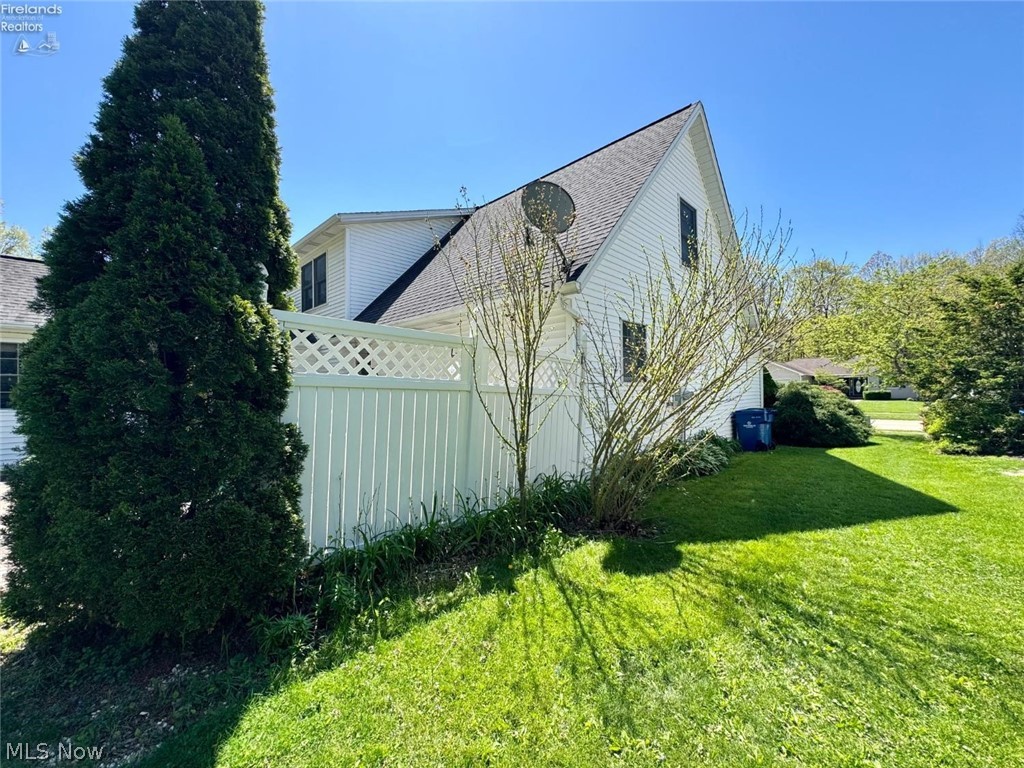 743 Dogwood Lane Vermilion OH 44089