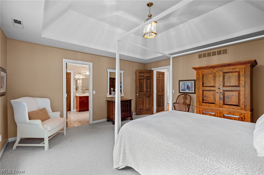 5318 New Haven Court Sheffield Village OH 44054